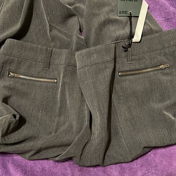 NWT size 22T Avenue grey slacks with zippered front pockets - Picture 10 of 12